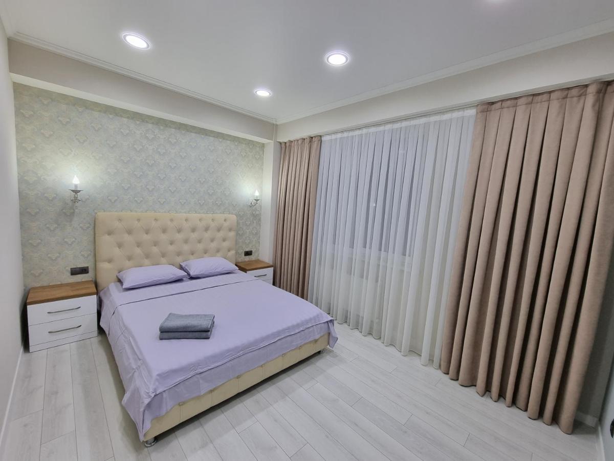 Luxury Best Grand New Apartaments Ultra Central คีชีเนา ภายนอก รูปภาพ