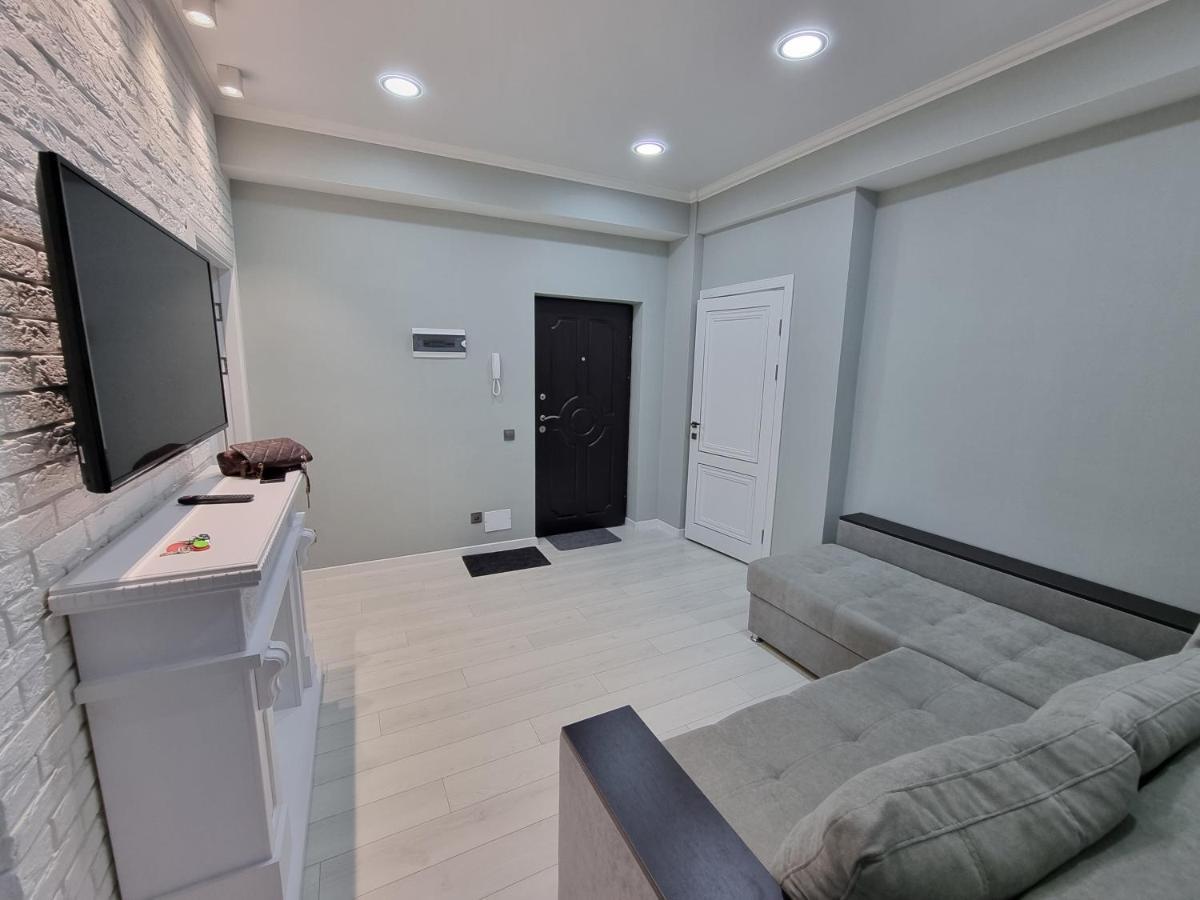 Luxury Best Grand New Apartaments Ultra Central คีชีเนา ภายนอก รูปภาพ
