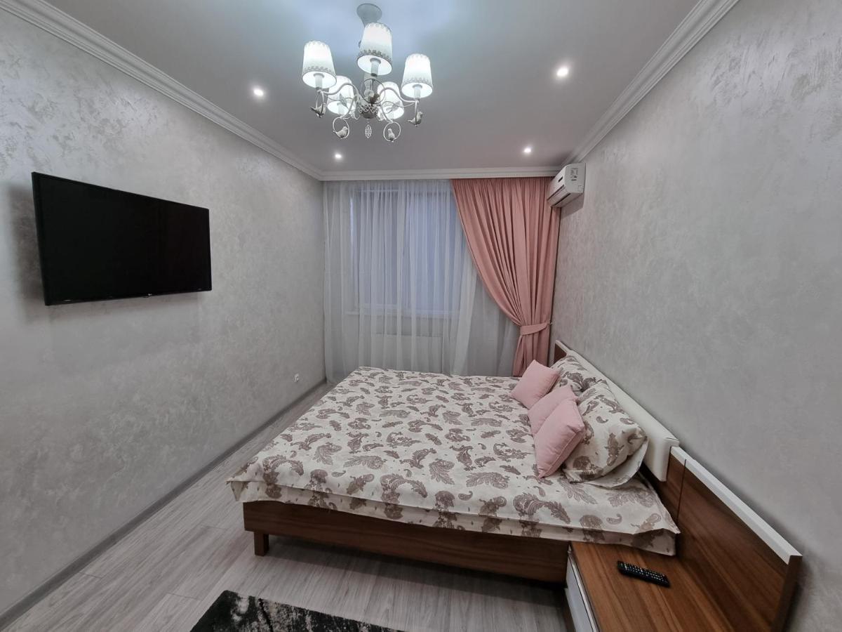 Luxury Best Grand New Apartaments Ultra Central คีชีเนา ภายนอก รูปภาพ